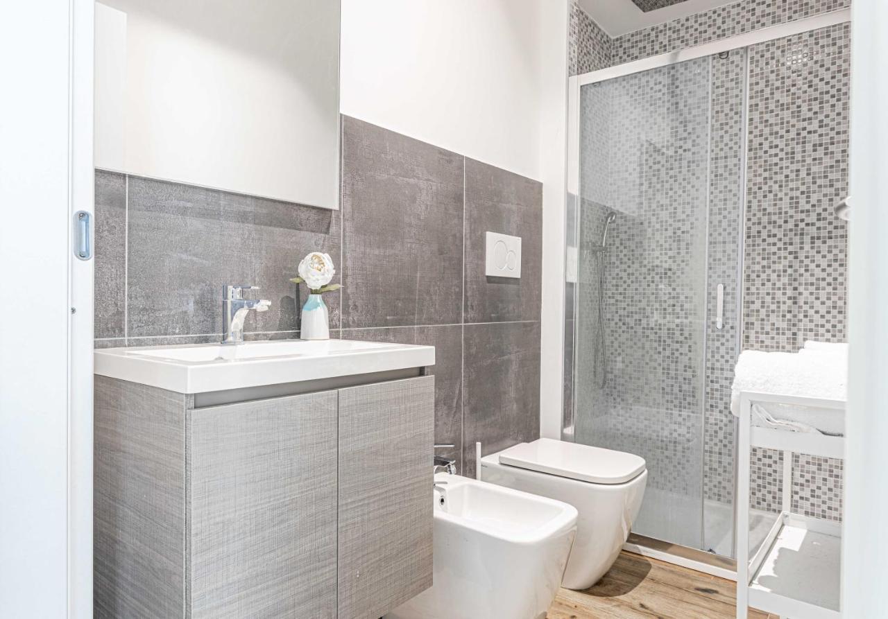 Ferienwohnung Luxnest I Porta Nuova Milan - Via Pirelli Exterior foto
